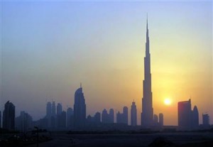 Dubai says plans big solar plant