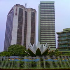 Bangladesh Bank sells $50 million to two SCBs