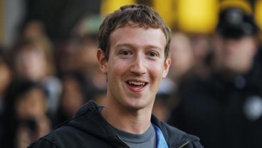 Facebook's Zuckerberg to keep iron grip after IPO