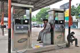 CNG filling stations shut for 6 hours a day
