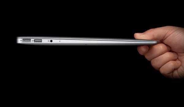 Apple Is Reportedly Working On A 14-Inch MacBook Air