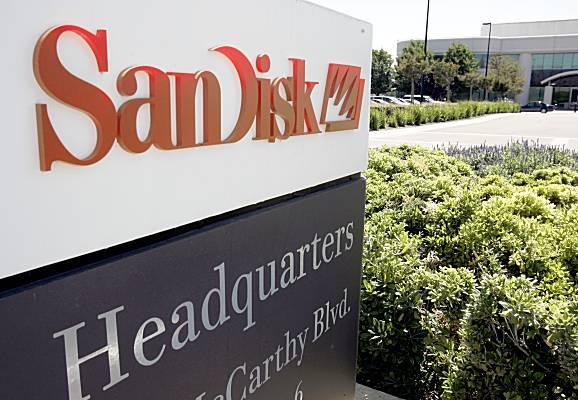 SanDisk's modest revenue forecast prompts selloff