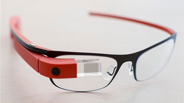 Google Partners With Ray-Ban And Oakley To Make Glass More Stylish