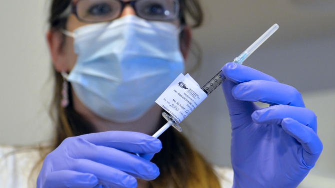 Ebola vaccine promising in first human trials: NIH