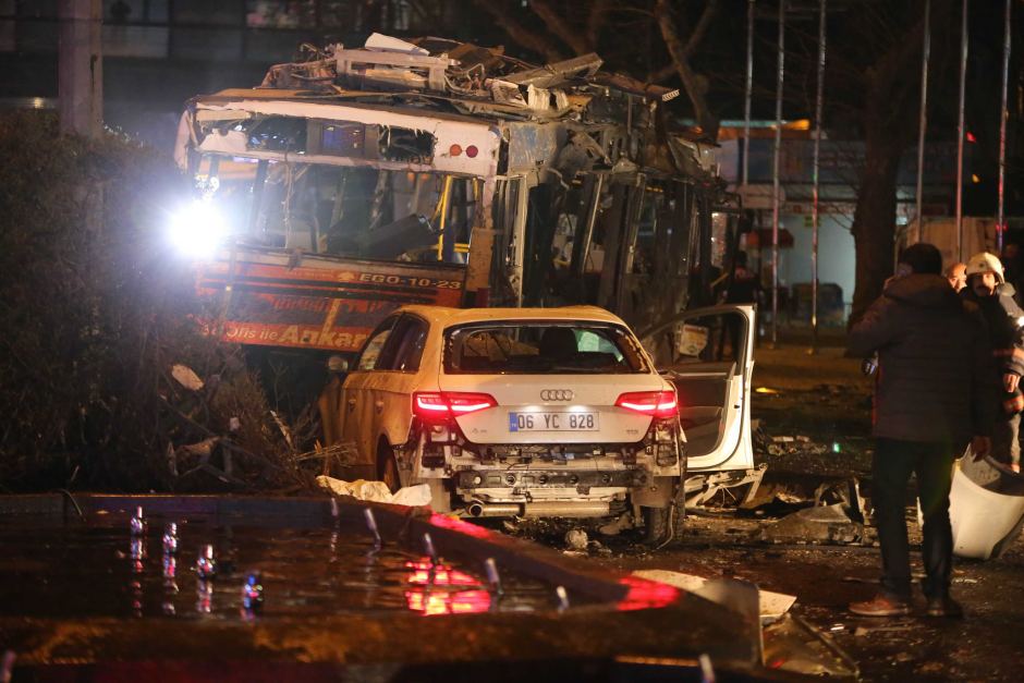 Suicide car bombing kills 34 in central Ankara