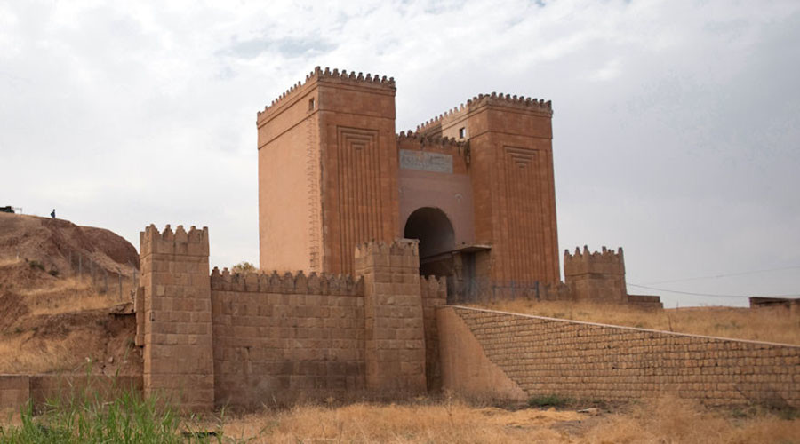 ISIS destroys 2,000-year-old legendary ‘Gate of God’ in Iraq