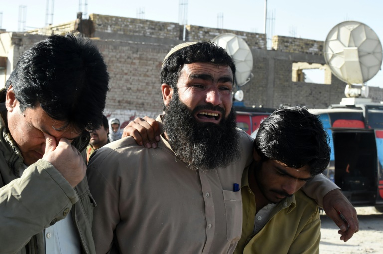 islamist-militants-kill-60-in-pakistan-police-attack
